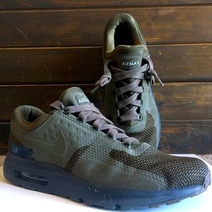 Nike Air Max Zero PRM Dark Loden Size 13 OLIVE